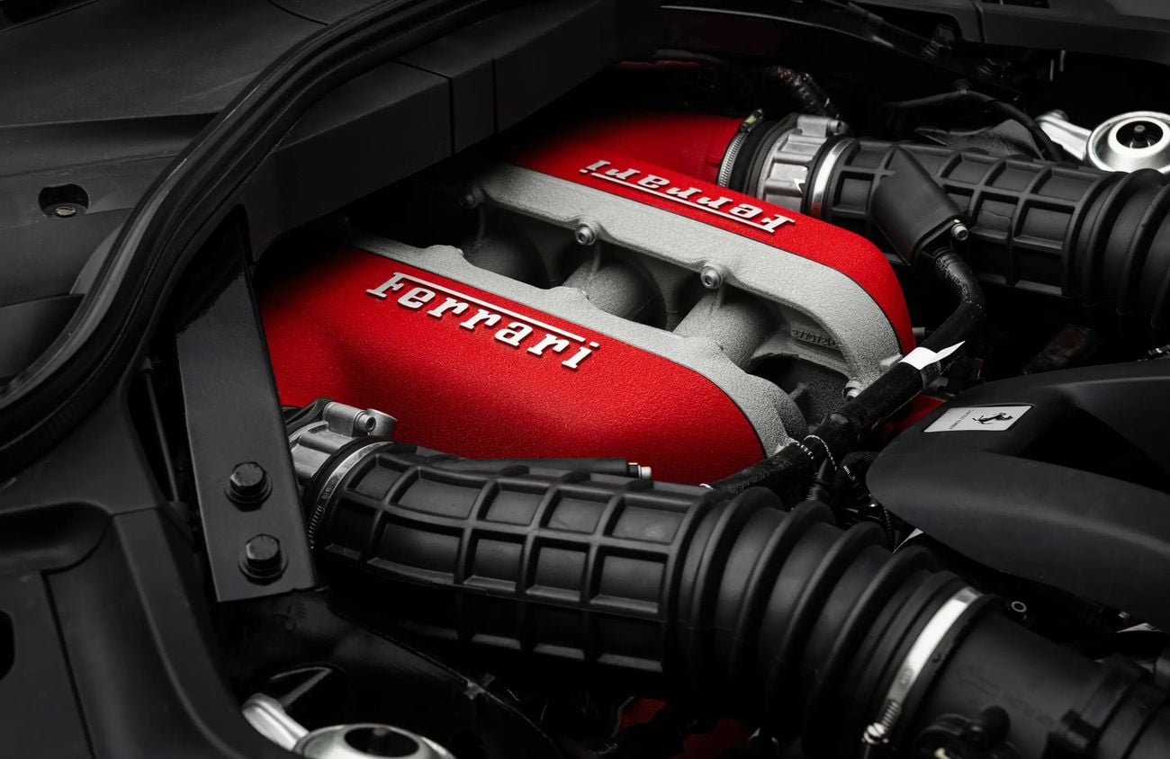 فيراري بوروسانجوي 6.5L V12 Naturally Aspirated Engine