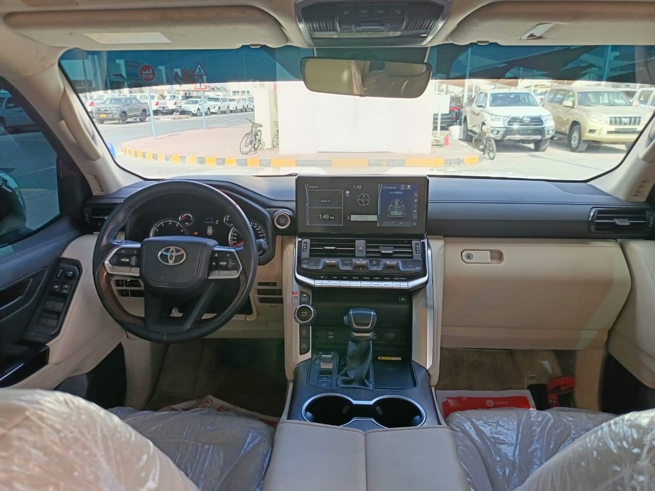 Toyota Land Cruiser GXR 3.5L TWIN TURBO LHD Automatic Petrol 4WD Sunroof Push Start Leather-Electric 7 Seats 5 Doors