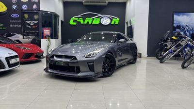 نيسان جي تي ار PREMIUM Nissan GT-R 2017