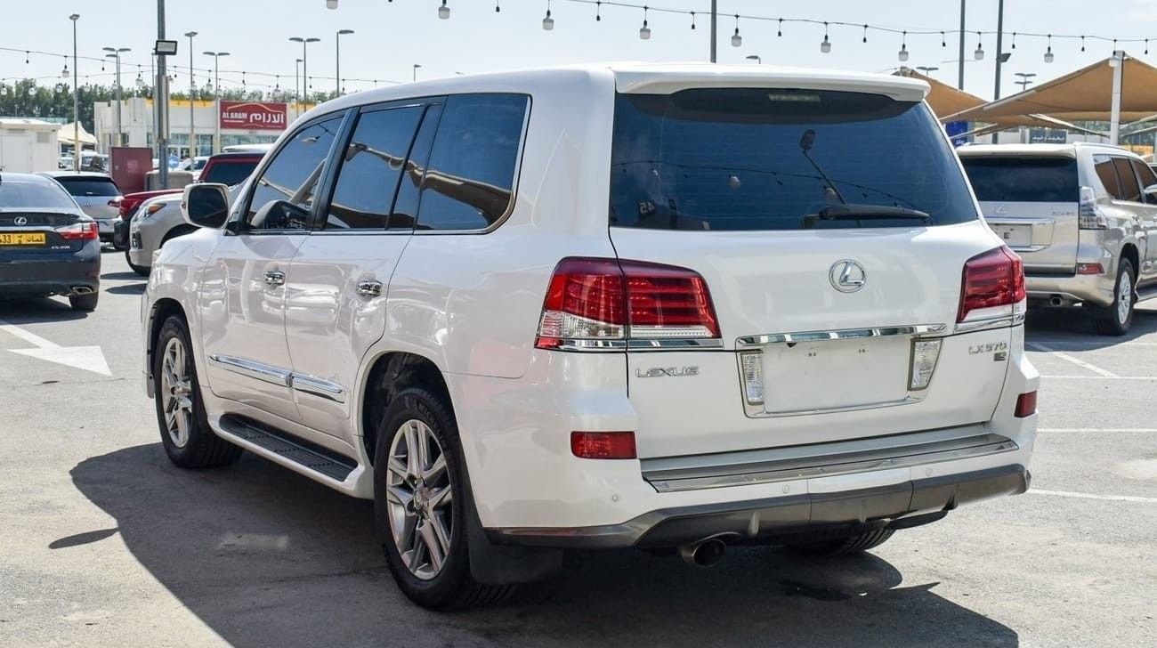 لكزس LX 570 S