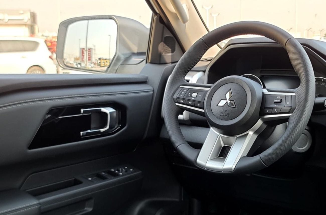 Mitsubishi L200 GLS Mitsubishi L200 Sportero 2.4L Diesel v4 A/T