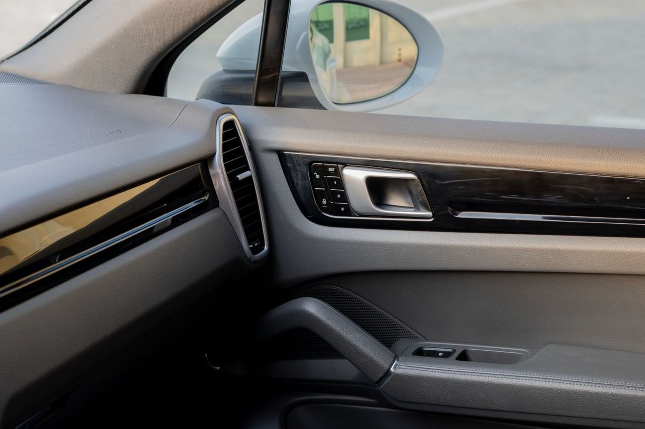 بورش كايان Std 3.0L (340 HP)