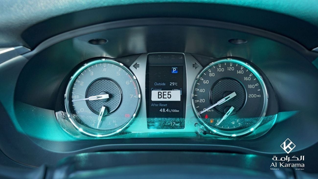 تويوتا هيلوكس 2.7L GLXS | Automatic Transmission | SR5 | GCC Specification | Wireless Charger