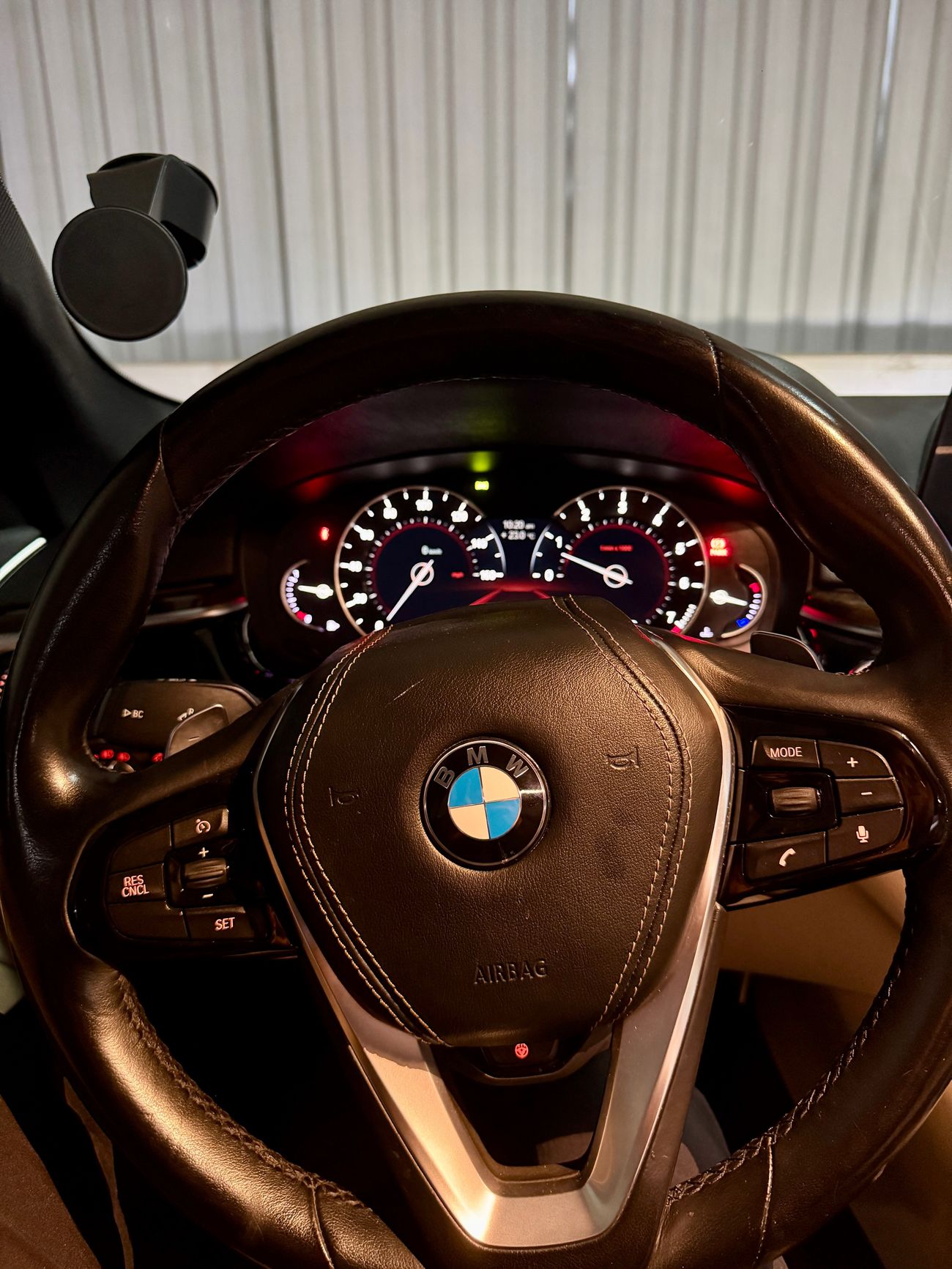 بي أم دبليو 530i