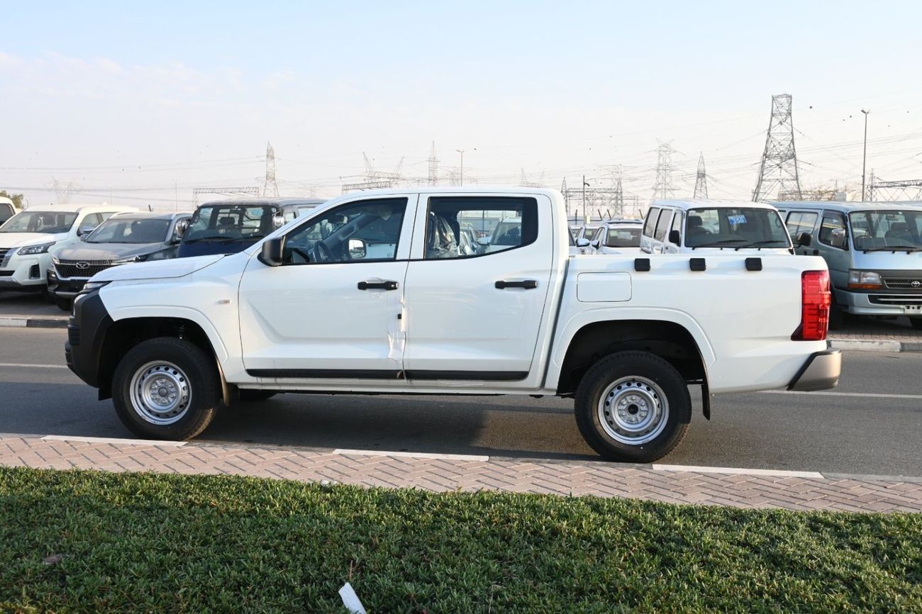 Mitsubishi L200 2.4L GL DSL DC 4X4 5MT Mid-Line 2025