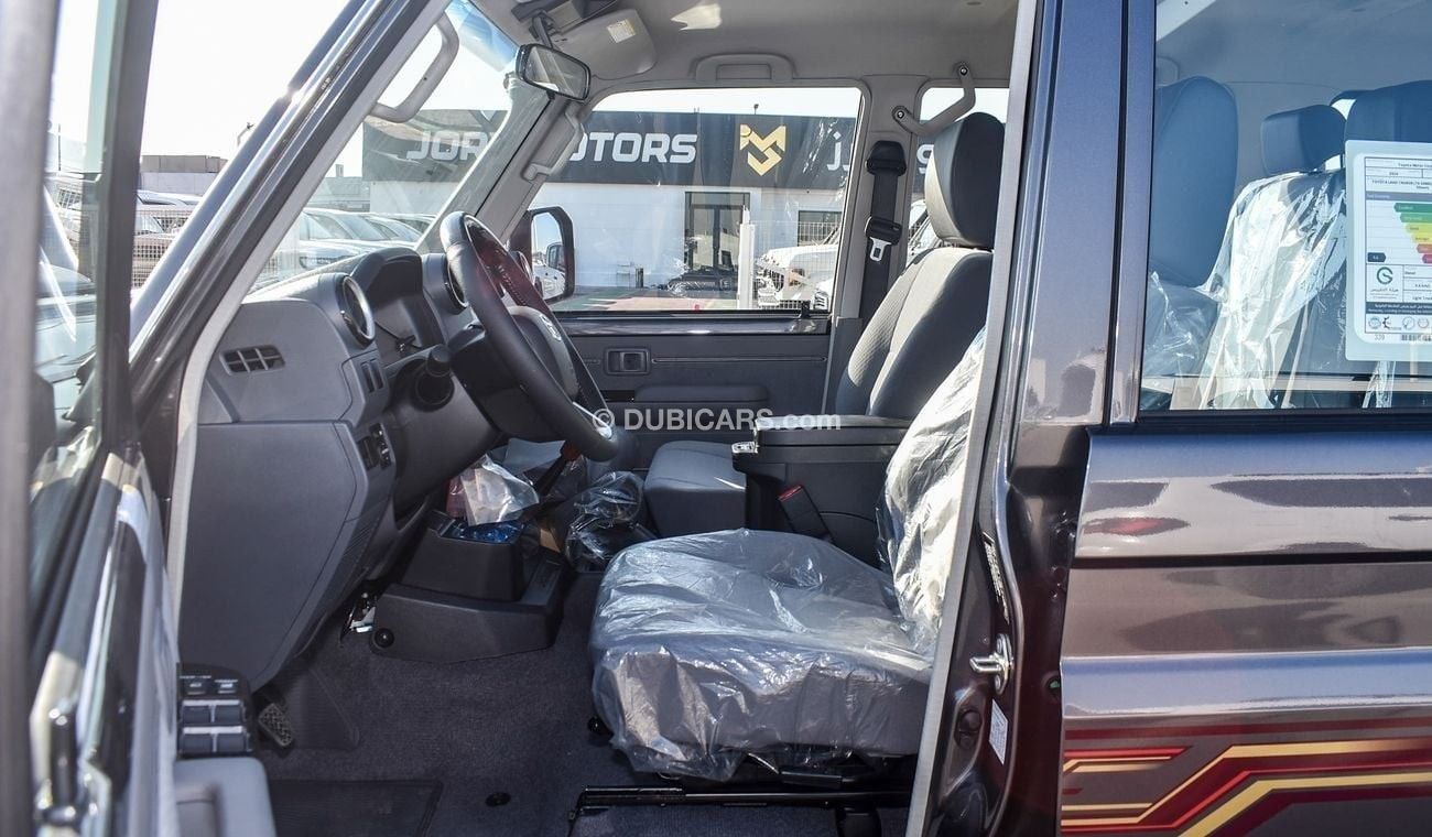 Toyota Land Cruiser 70 LC76 Hardtop 4.5L Diesel M/T Full Option