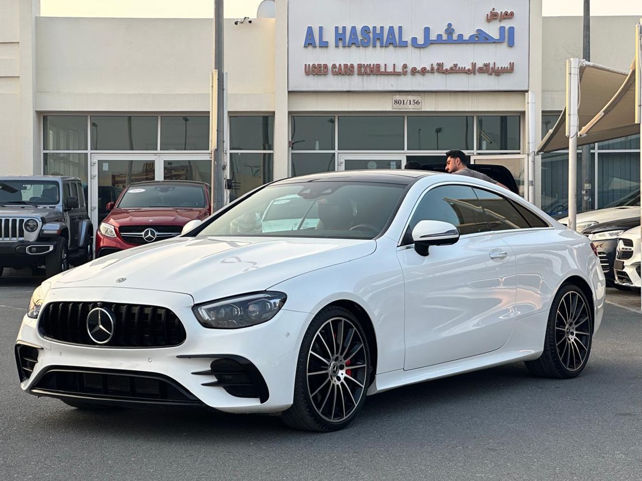 مرسيدس بنز E300 كوبي Mercedes E300_GCC_2019_Excellent Condition _Full option