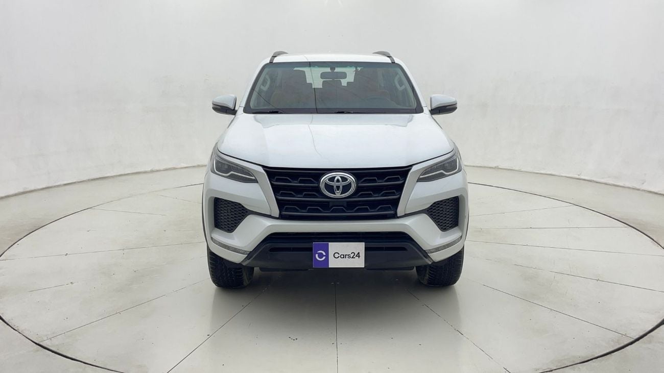 Toyota Fortuner EXR 2.7L (160 HP) 2.7L 2024 | 0 DP | 1480/Month | 30 Day Return | Service History