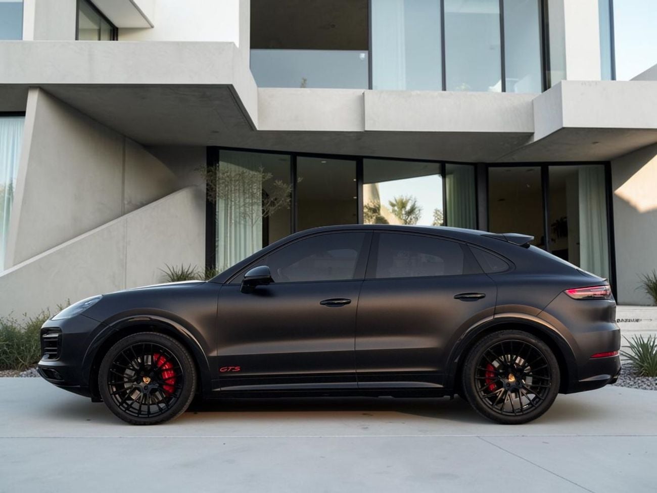 Porsche Cayenne GTS 4.0L (460 HP) AED 4,640 P.M | 0% DOWN PAYMENT | PORSCHE CAYENNE GTS | 4.0L V8 | 2021 | GCC SPECS