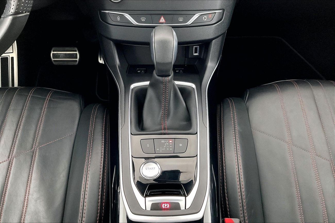 Peugeot 308 GT Line | 1 year free warranty | 0 down payment | 7 day return policy