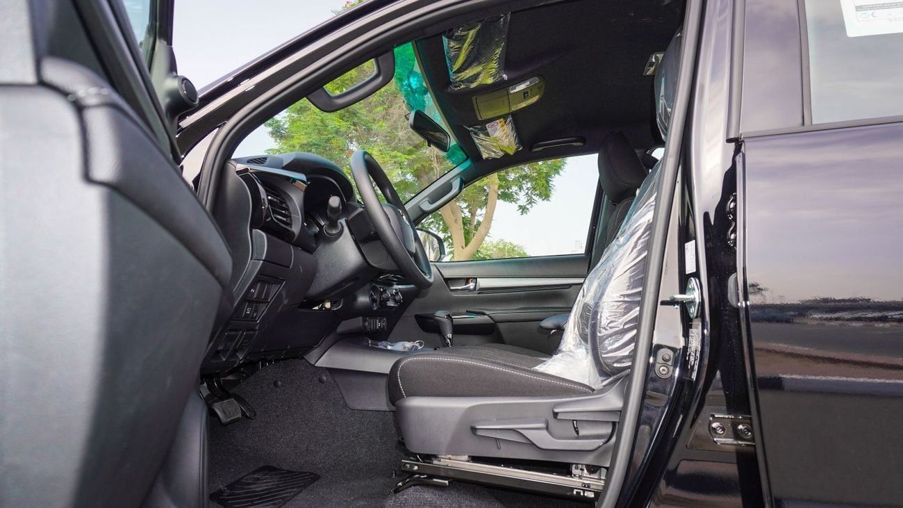 تويوتا هيلوكس ADVENTURE ECTAGR006 – 2026 Toyota Hilux Double Cab - 4.0L Petrol Auto – Black