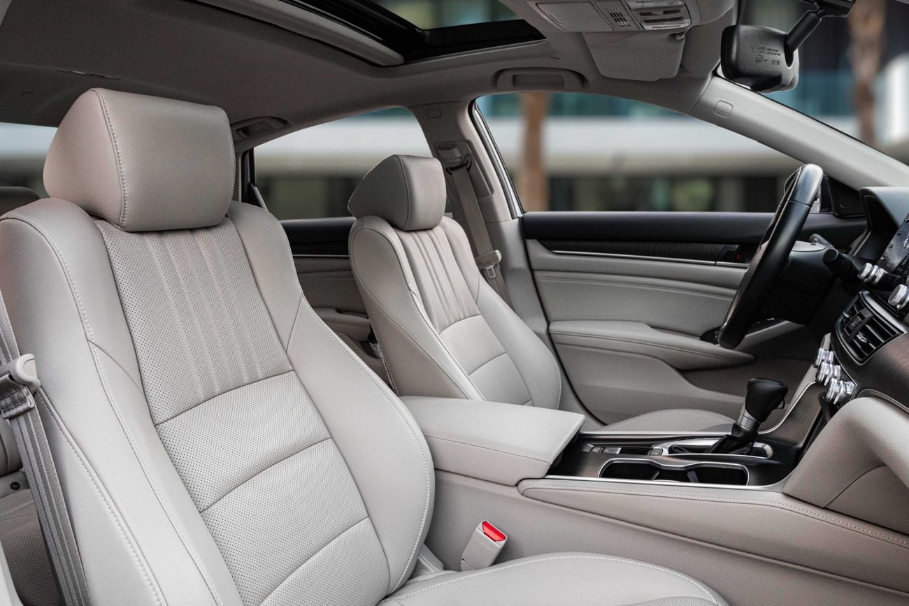 Honda Accord Accord EX L | 1,665 P.M | 0% Downpayment | HONDA WARRANTY PRISTINE CONDITION!