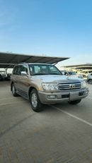 تويوتا لاند كروزر GXR GCC only 30900 KM