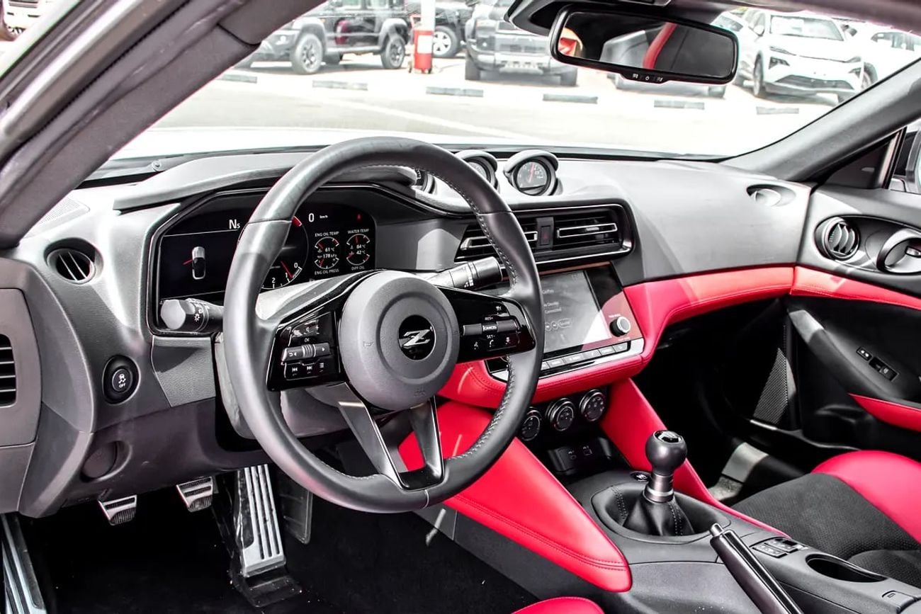 Nissan Z PERFORMANCE | GCC SPES | 3.0-L TWIN-TURBO | UNDER WARRANTY