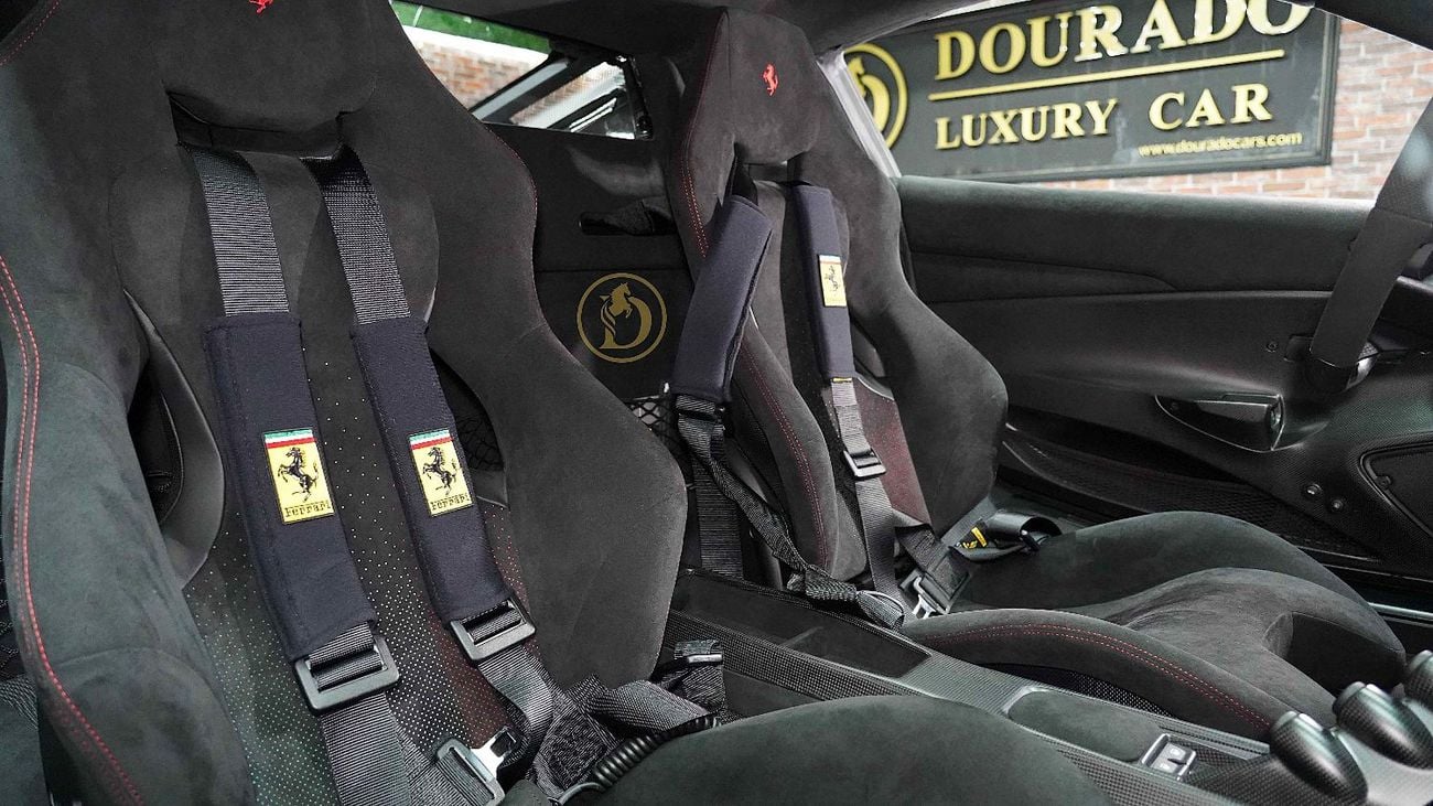 فيراري 488 PISTA PILOTI | 1 OF 40 | LIMITED-EDITION | TAILOR MADE | IMMACULATE CONDITION