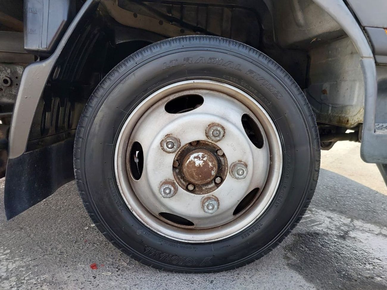 ميتسوبيشي فوسو كانتير MITSUBISHI CANTER TRUCK RHD 1994 MODEL 4.5 L DIESEL MANUAL(PM00627)