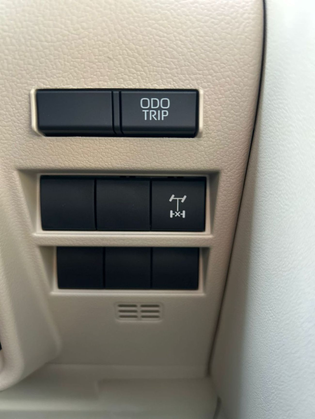 Toyota Land Cruiser GXR 3.5L