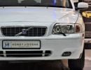 فولفو S80 EXCELLENT DEAL for our Volvo S80 2.9 LIMOUSINE! ( 2004 Model! ) in White Color! GCC Specs