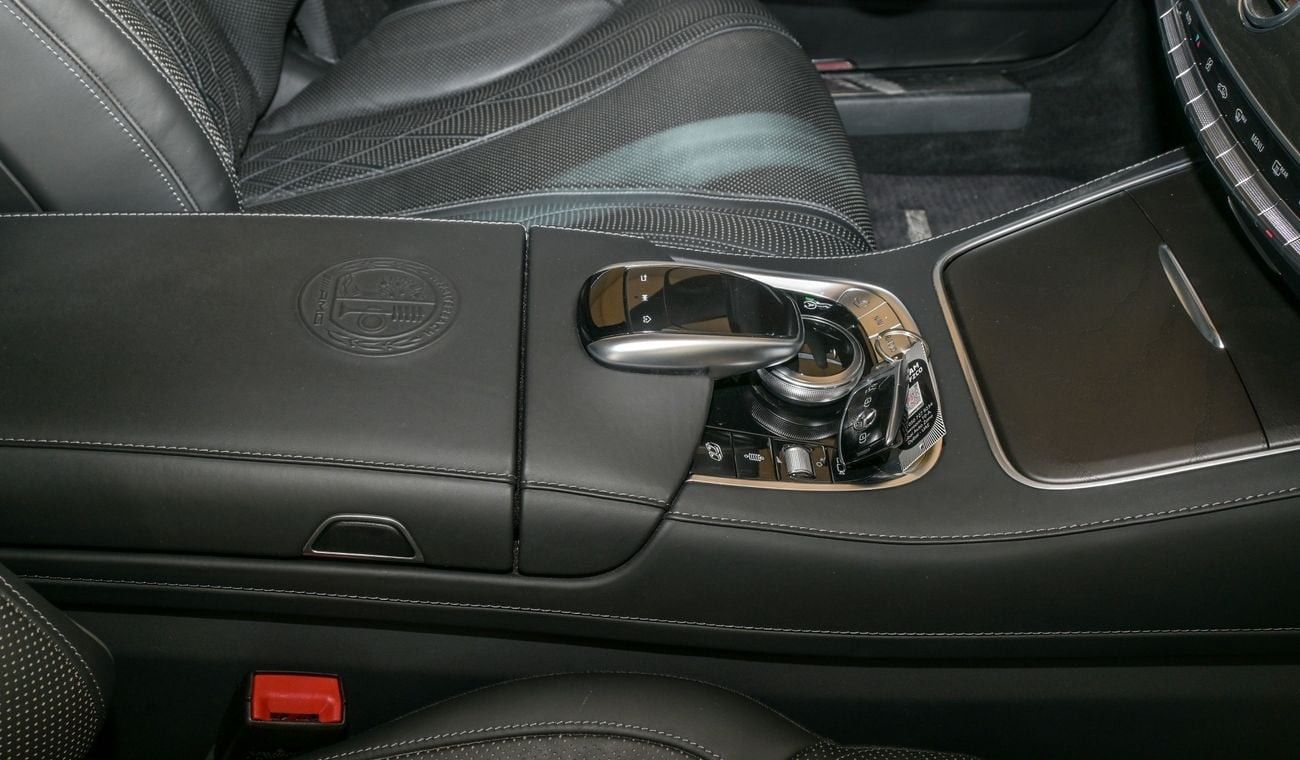 Mercedes-Benz S 63 AMG V8 Biturbo 4M