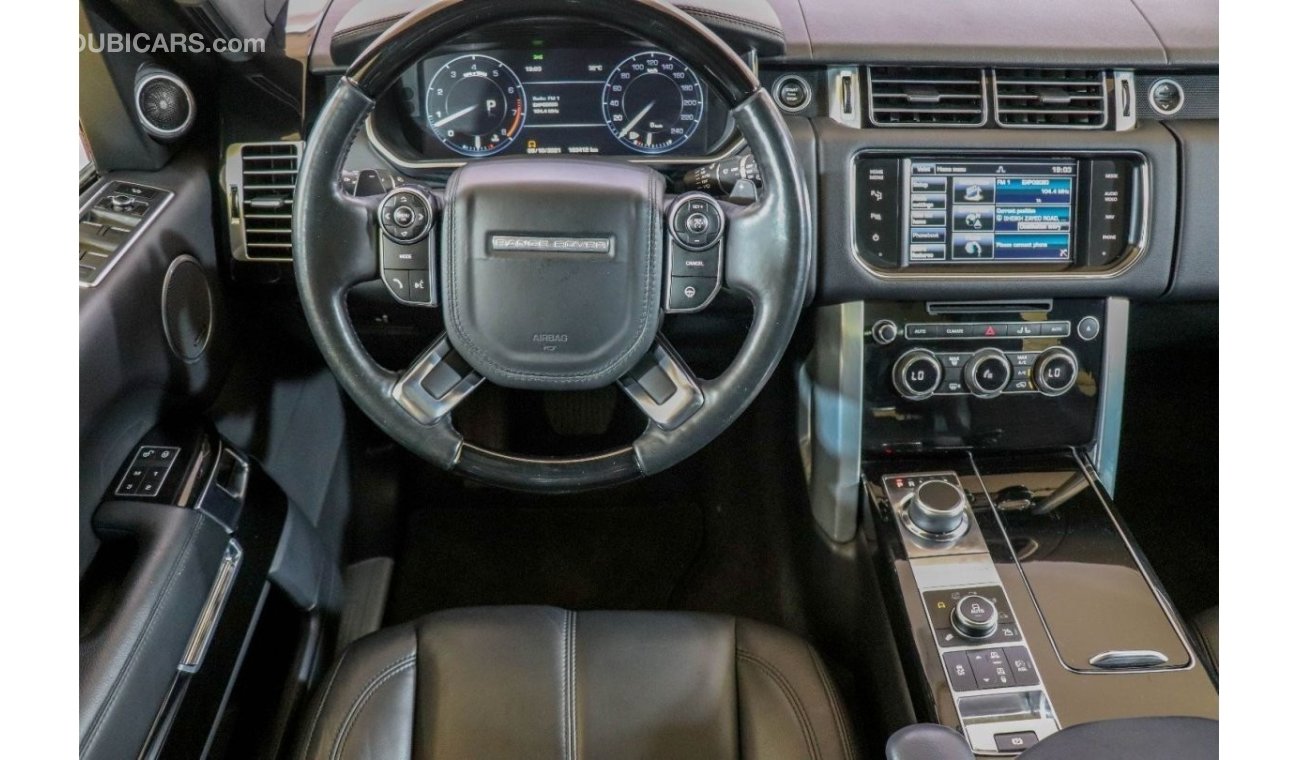 لاند روفر رانج روفر فوج HSE Range Rover Vogue HSE 2015 GCC under Warranty with Flexible Down-Payment.