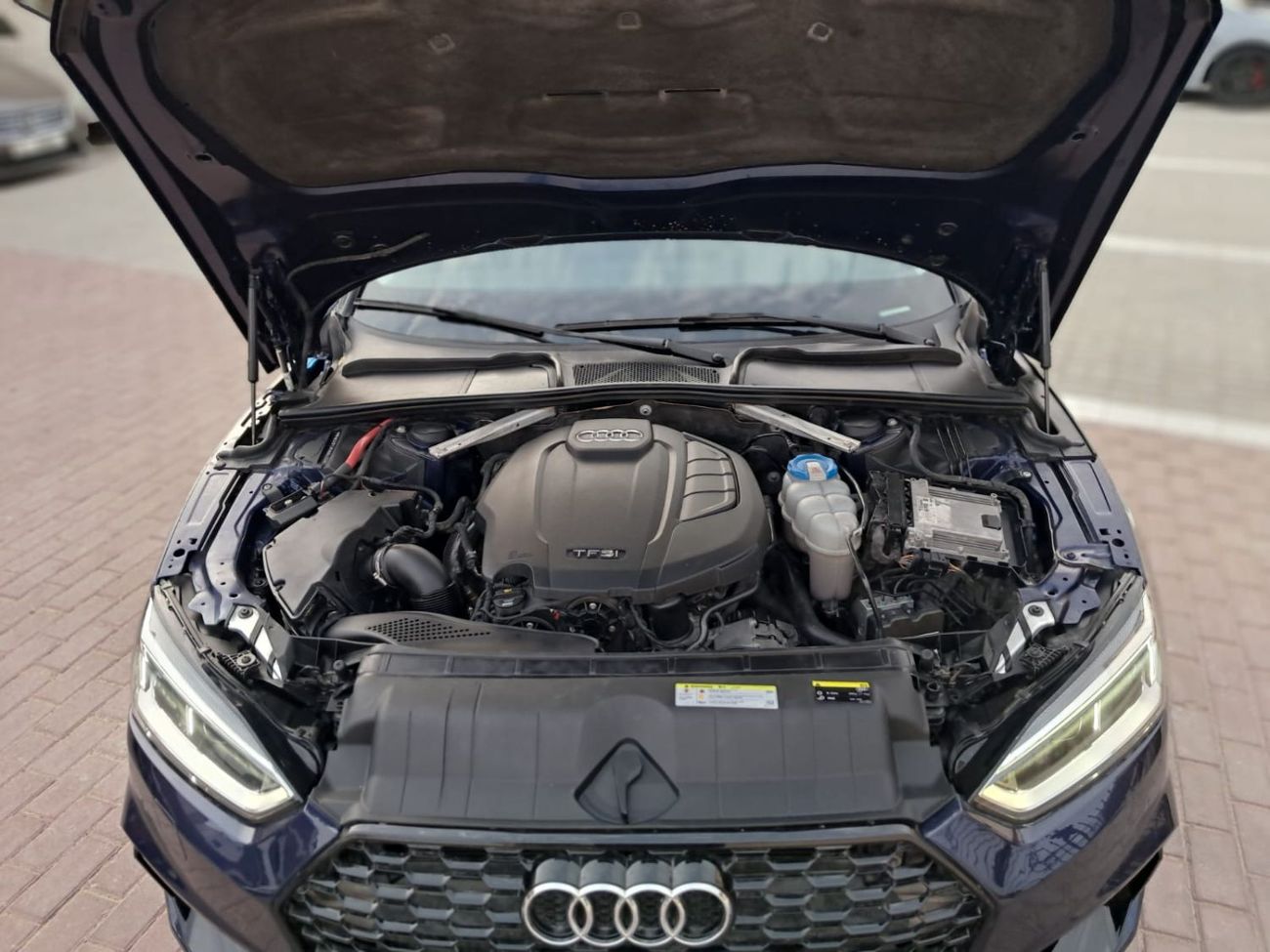 Audi A5 45 TFSI quattro S-Line 2.0L