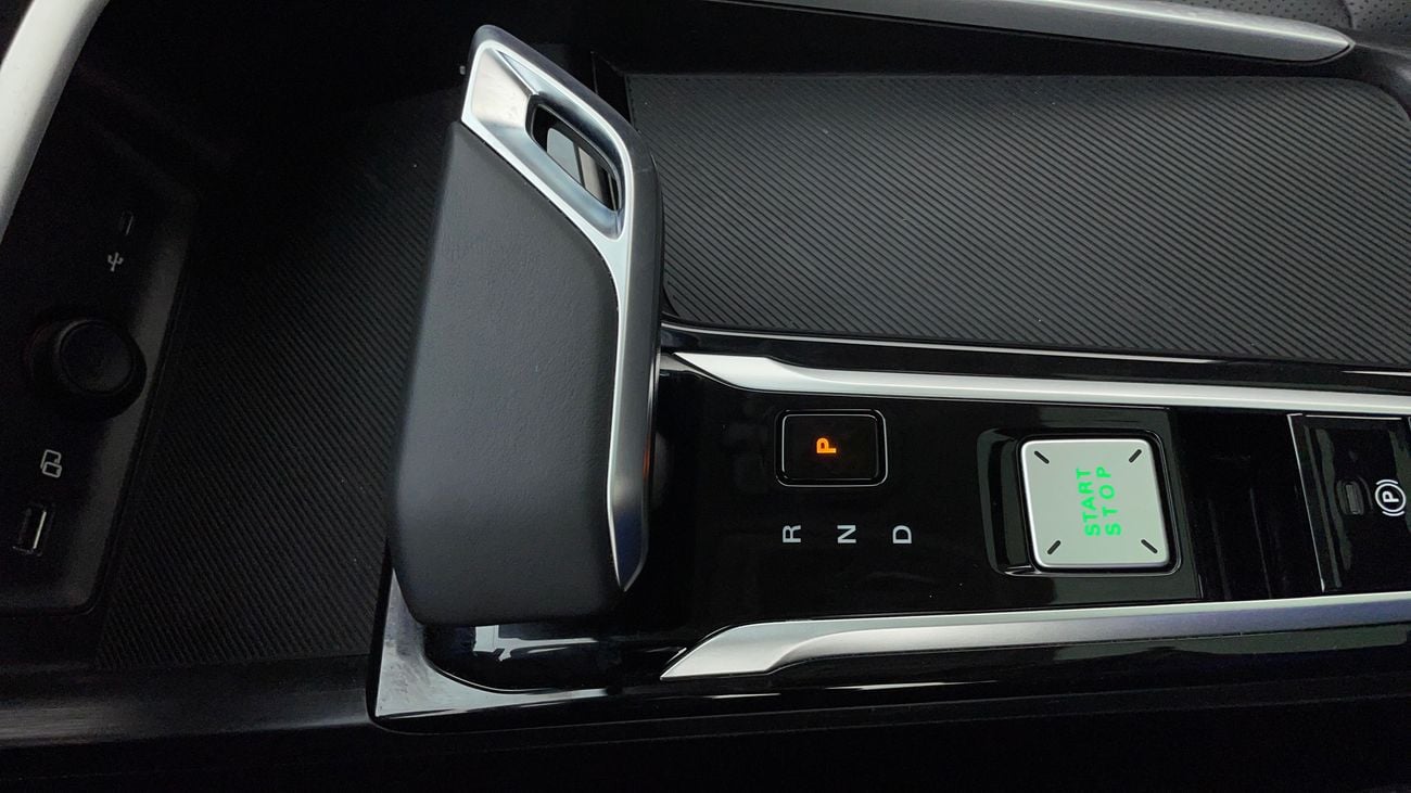 MG ZS Luxury 1.5L 2025 LUXURY | AED 895/Month | 20% DP | 30 Day Return | Warranty | Service History