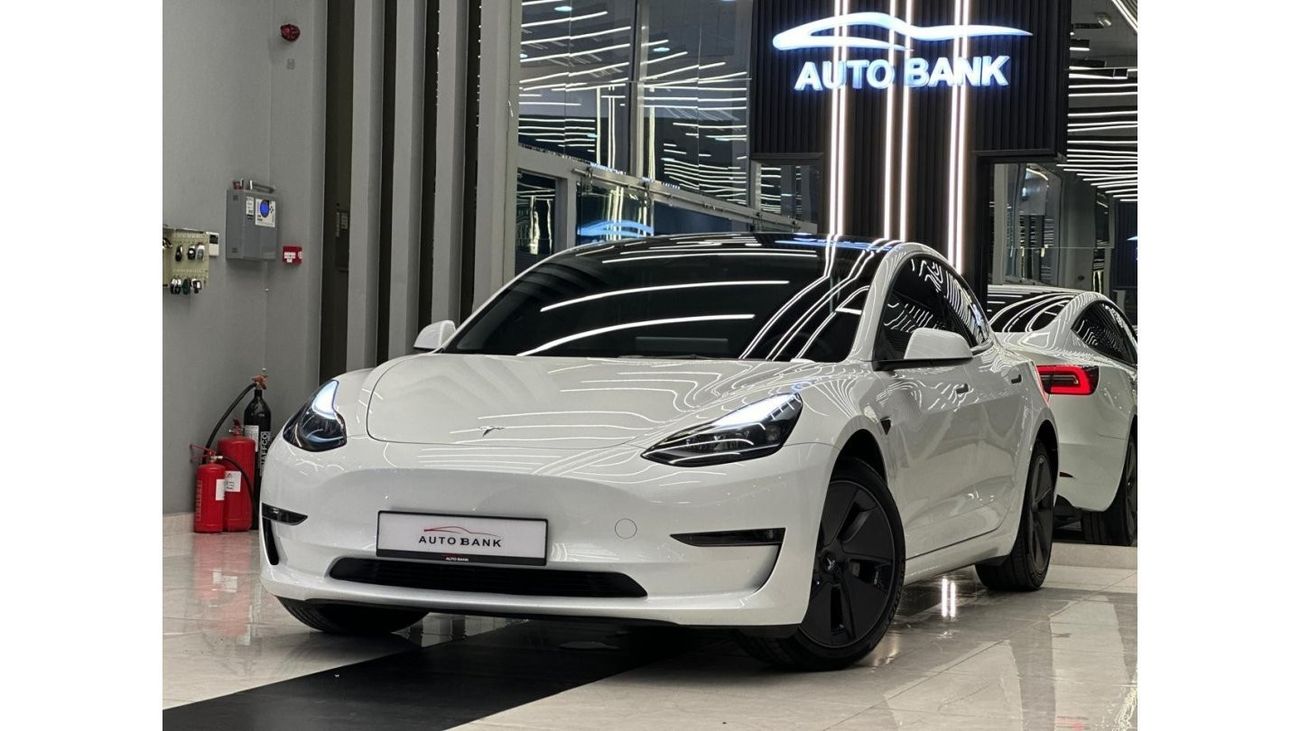 تسلا موديل 3 TESLA MODEL 3 LONG RANGE 2023 GCC 33000KM UNDER WARRANTY AND SERVICE CONTRACT NO ACCIDENT NO PAINT P