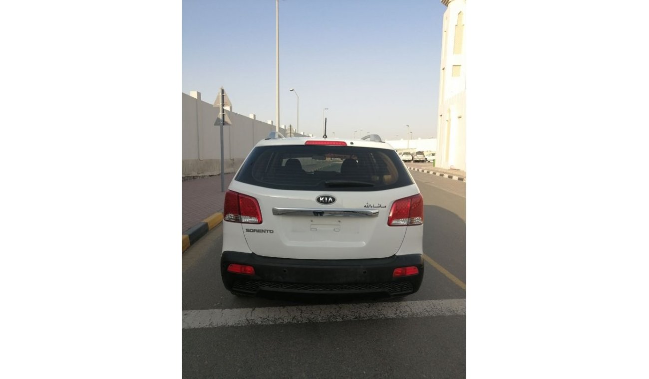 Kia Sorento KIA SORENTO 2012 GCC Good condition