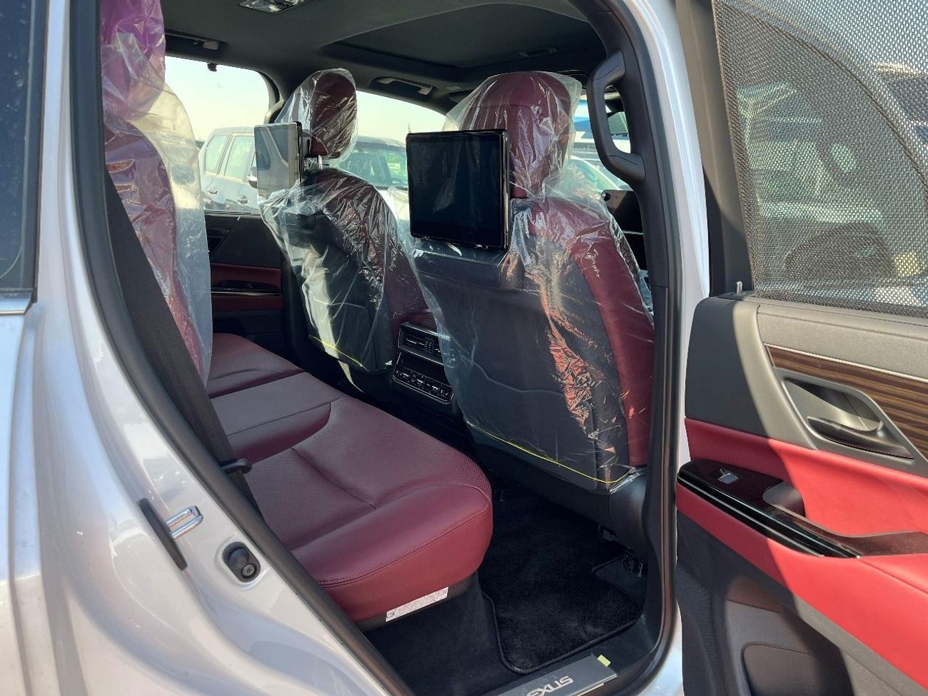 Lexus LX 600 LEXUS LX600 SIGNATURE 3.5L 2025