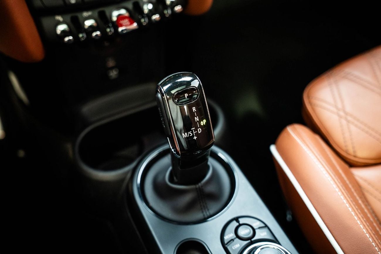 ميني كوبر إس JCW Kit 2022 Full Service History GCC Low Mileage 2.0L Turbo 4 Cylinders