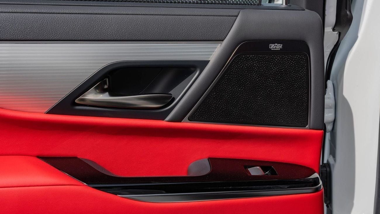 لكزس LX 600 2026 Lexus LX600 F-Sport 3.5L AT Petrol (White)