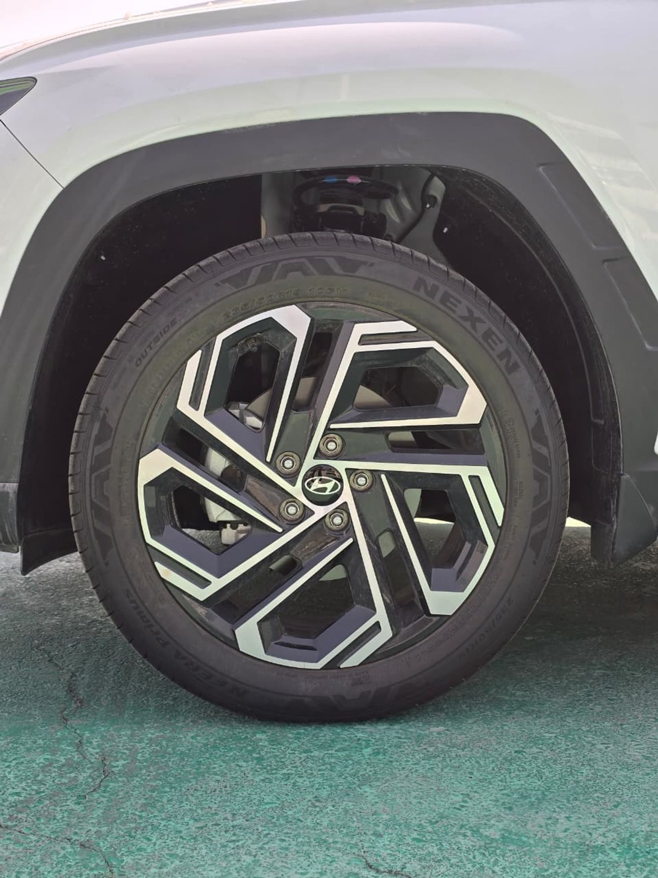 Hyundai Tucson 2.0L Smart (FWD)