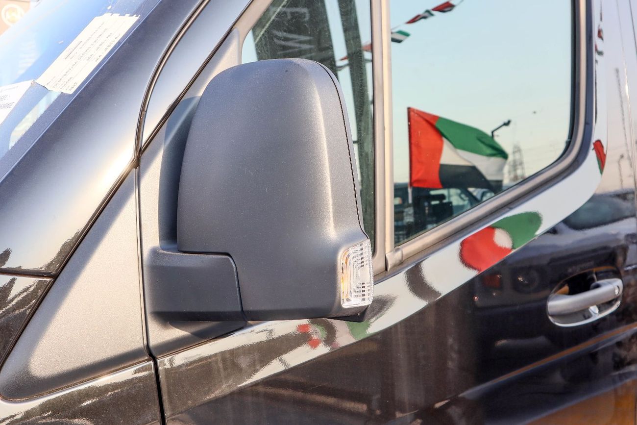 مرسيدس بنز سبرينتر Mercedes-Benz Sprinter 519 CDI – 2025 Model