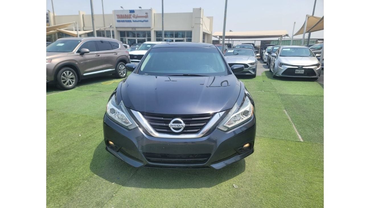 Nissan Altima SV 2018 Nissan Altima, Clean title