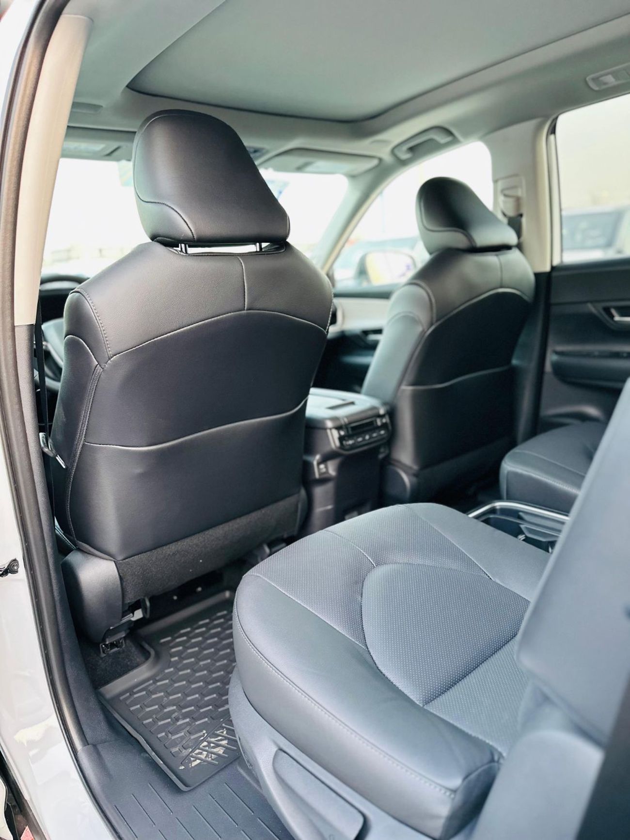 Toyota Grand Highlander Limited