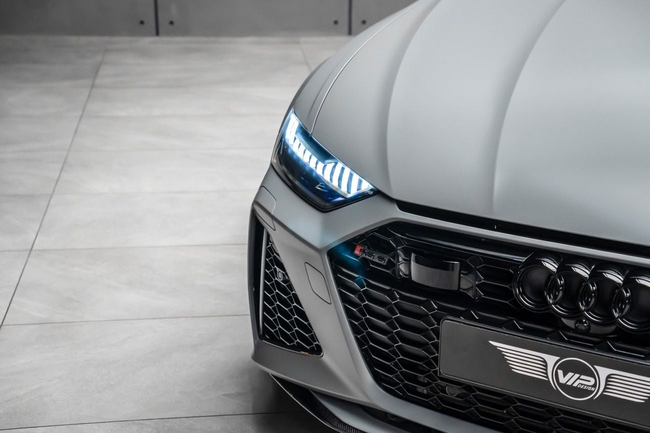 Audi RS6 quattro 4.0L