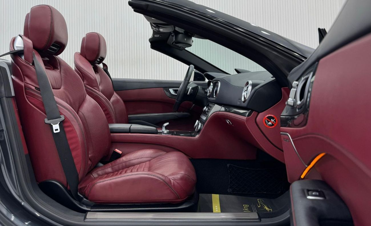 Mercedes-Benz SL 500 Std 4.7L 2013 Mercedes-Benz SL500, Full Service History, Excellent Condition, GCC