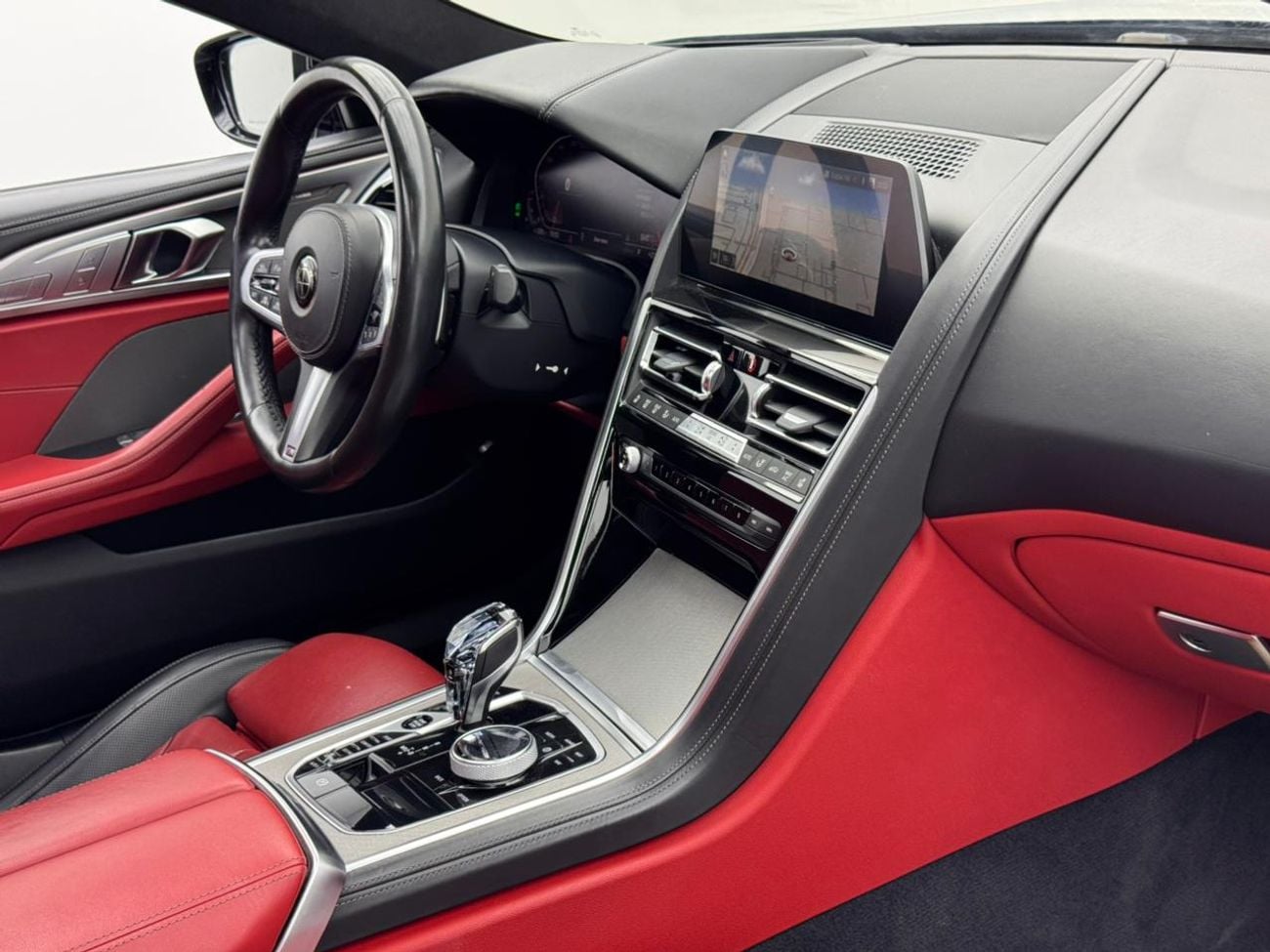 بي أم دبليو 840i Std 3.0L Sedan