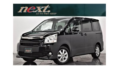 Toyota Noah ZRR70W