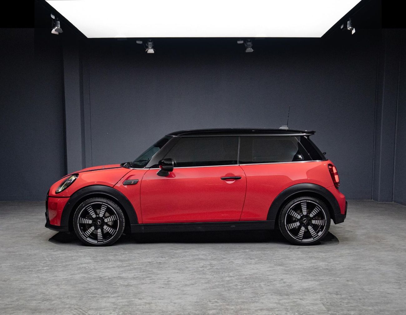 Mini Cooper S 1,180x60 • 20% DP • 2022 MINI Cooper S 2.0 • MINI Service Contract • Warranty Available • GCC •