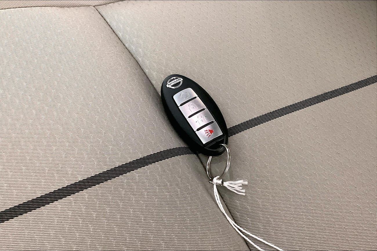 نيسان إكستيرا Titanium | شامل الضمان | 0 ﺪﻔﻋﺓ ﺃﻮﻟﻯ