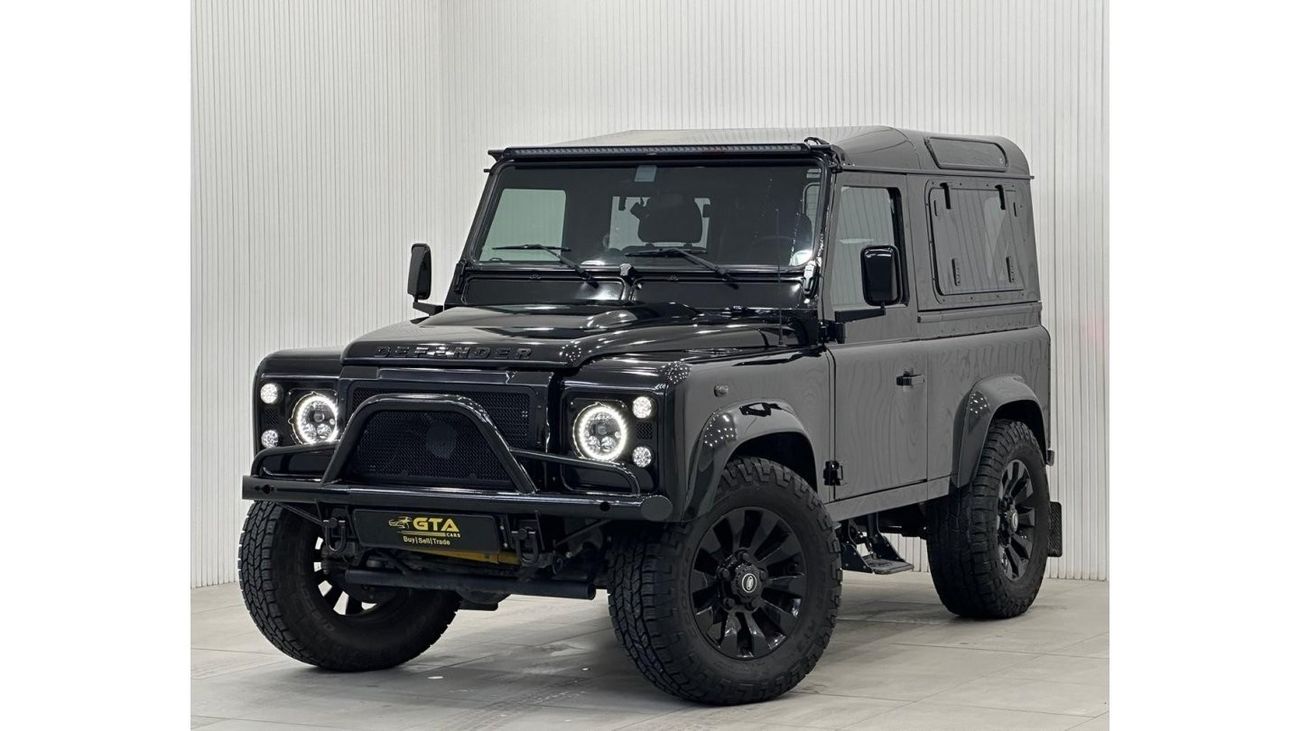 Land Rover Defender 2013 Land Rover Defender 90 Manual Transmission, Service History, Fully Upgraded, GCC