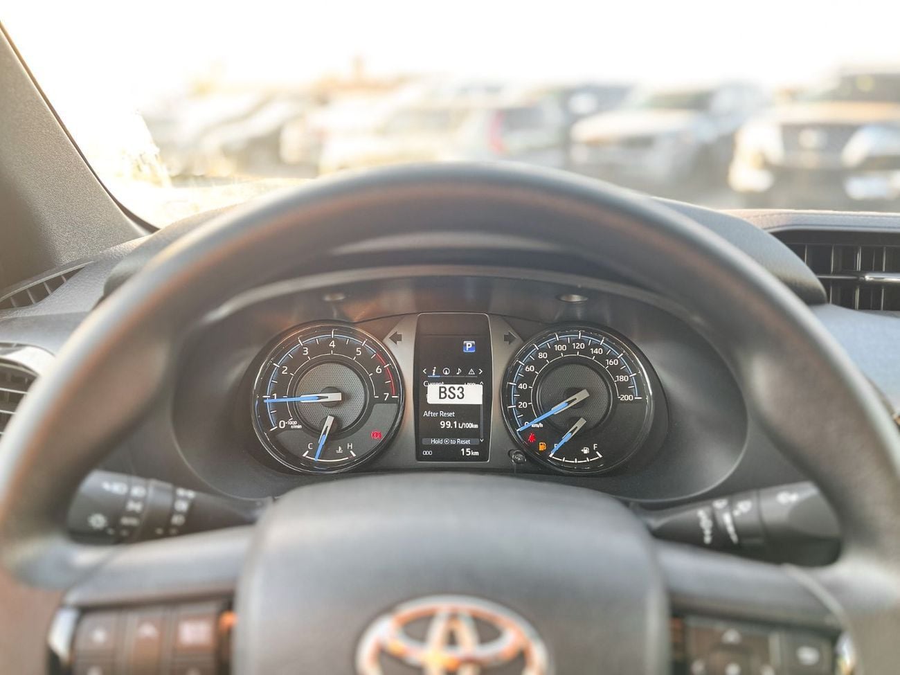 Toyota Hilux ADVENTURE EXPORT ONLY - HILUX 4.0L (WITH AIR COMPRESSOR)