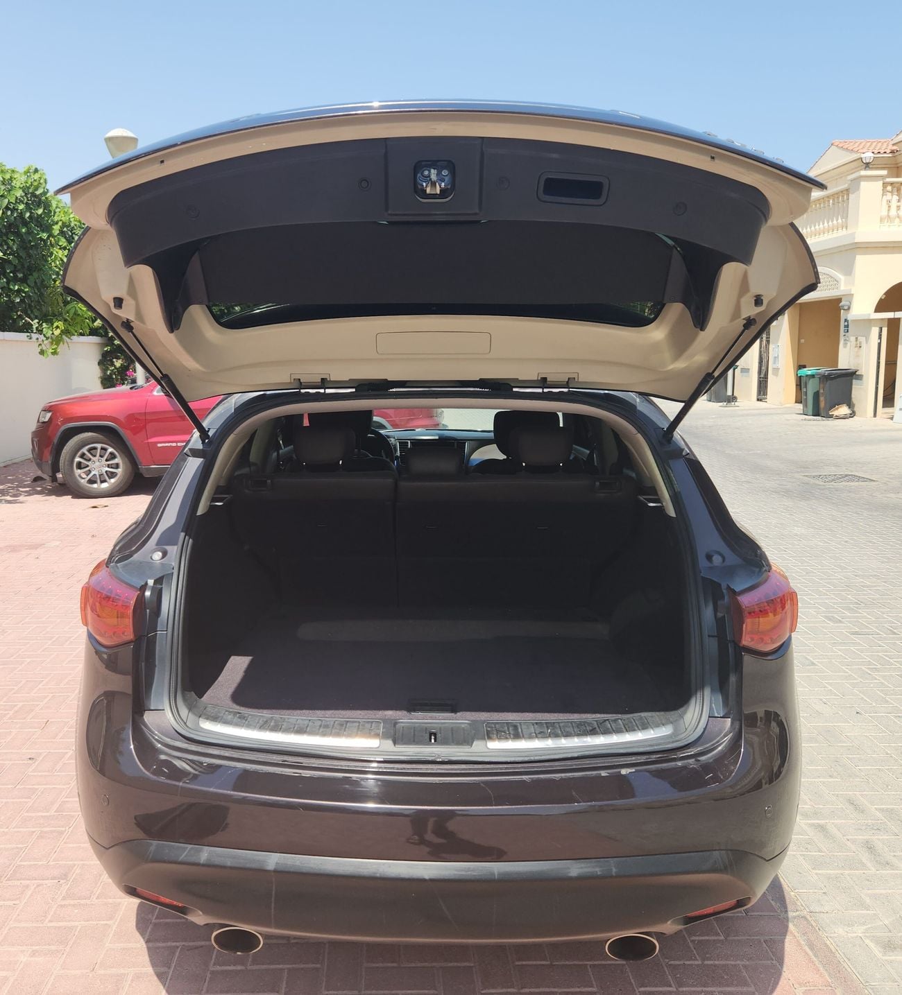 إنفينيتي FX35 Sport