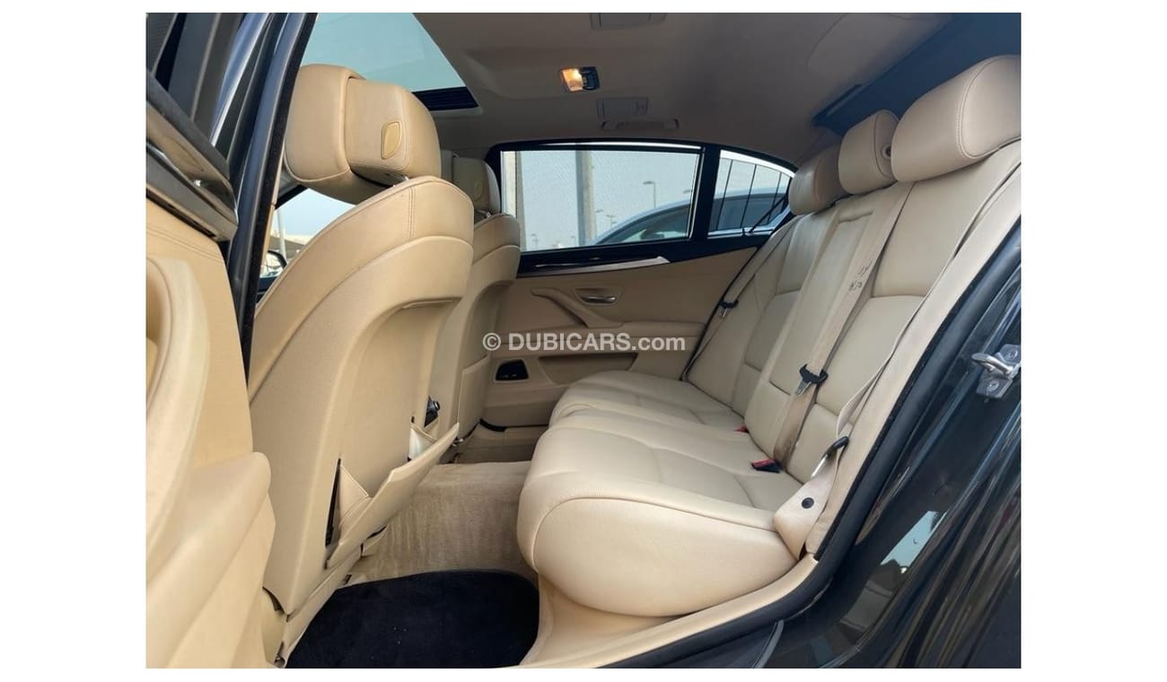 BMW 530i Std BMW 530_Gcc_2012_Excellent_Condition _Full option
