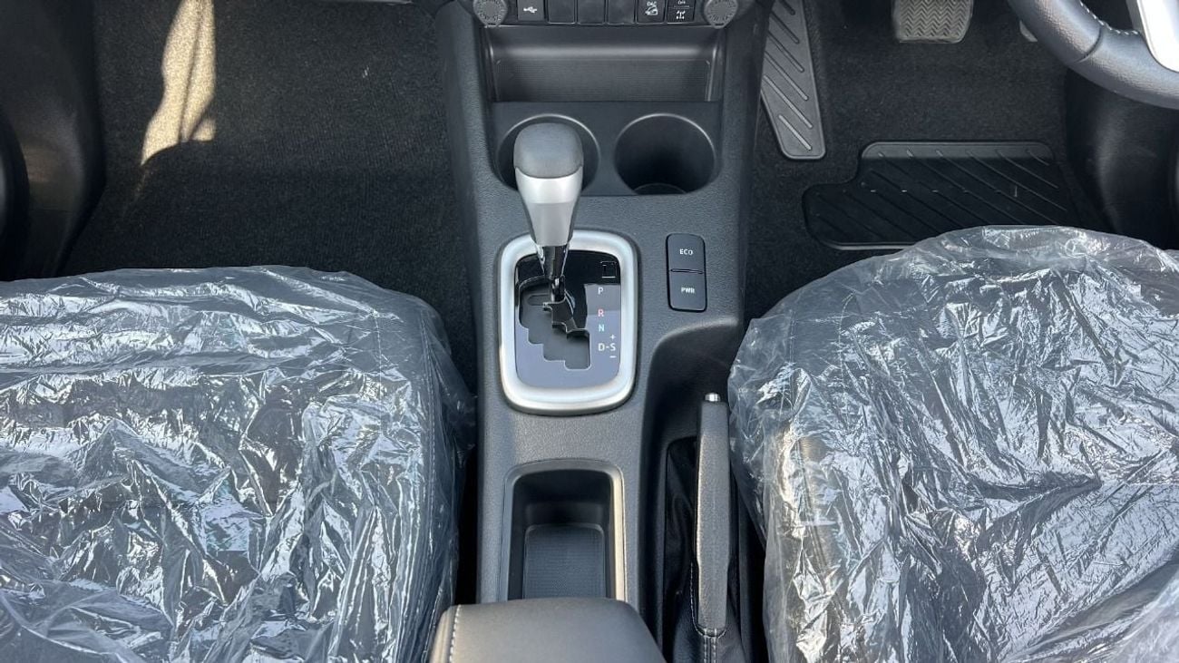 تويوتا هيلوكس S GLX 2.8L 4WD A/T