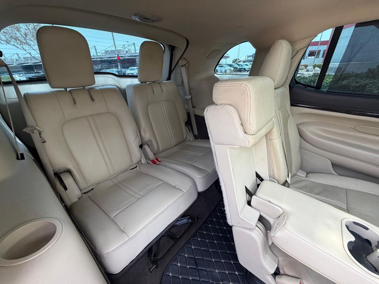 Lincoln MK-T ECOBOOST LINCOLN MK-T ECOBOOST 2014 GCC 7 SEATER FULL OPTINS SERVICE HISTORY LOW MILEAGE