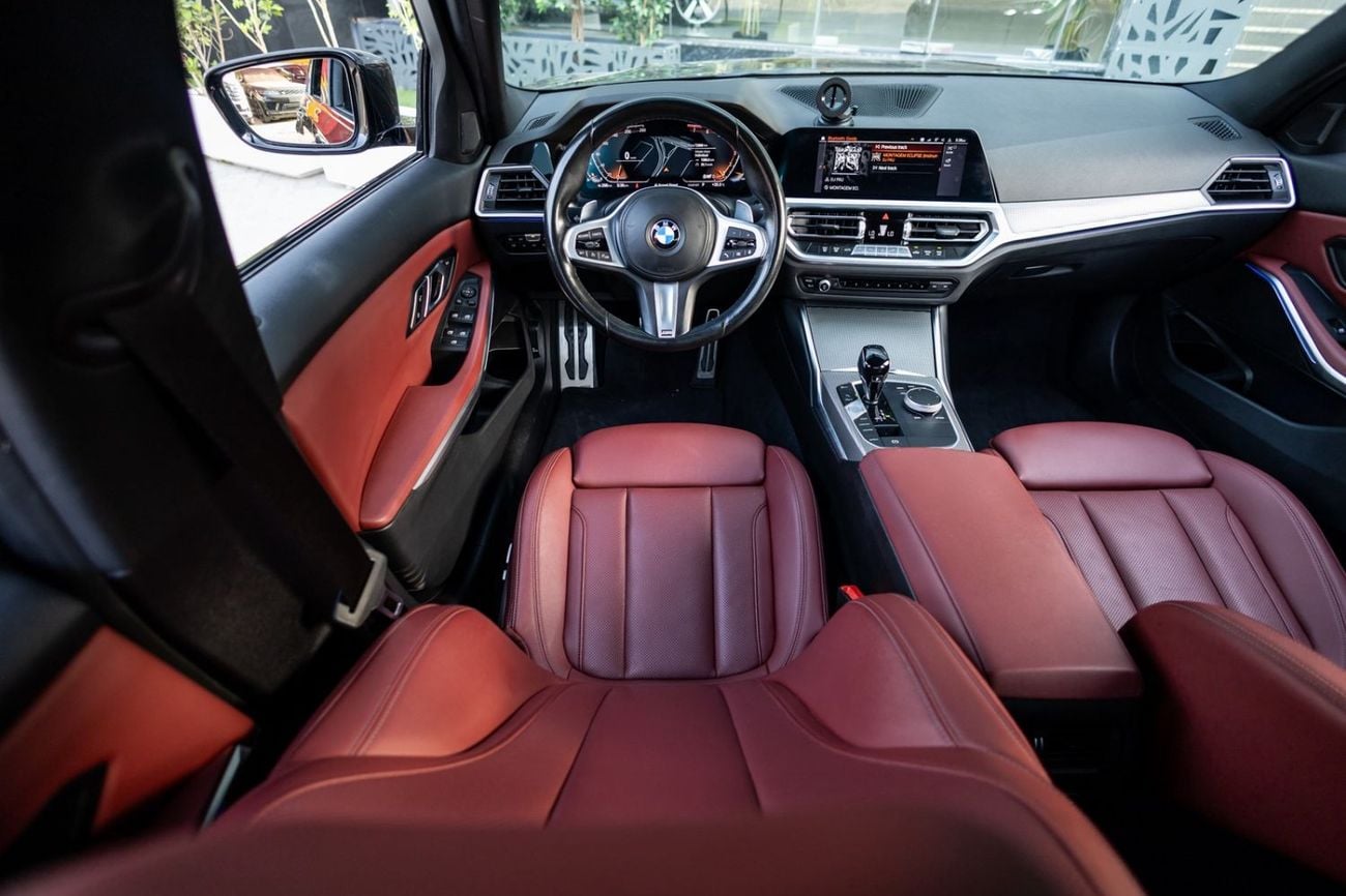 بي أم دبليو 330i M Sport 2.0L (255 HP)