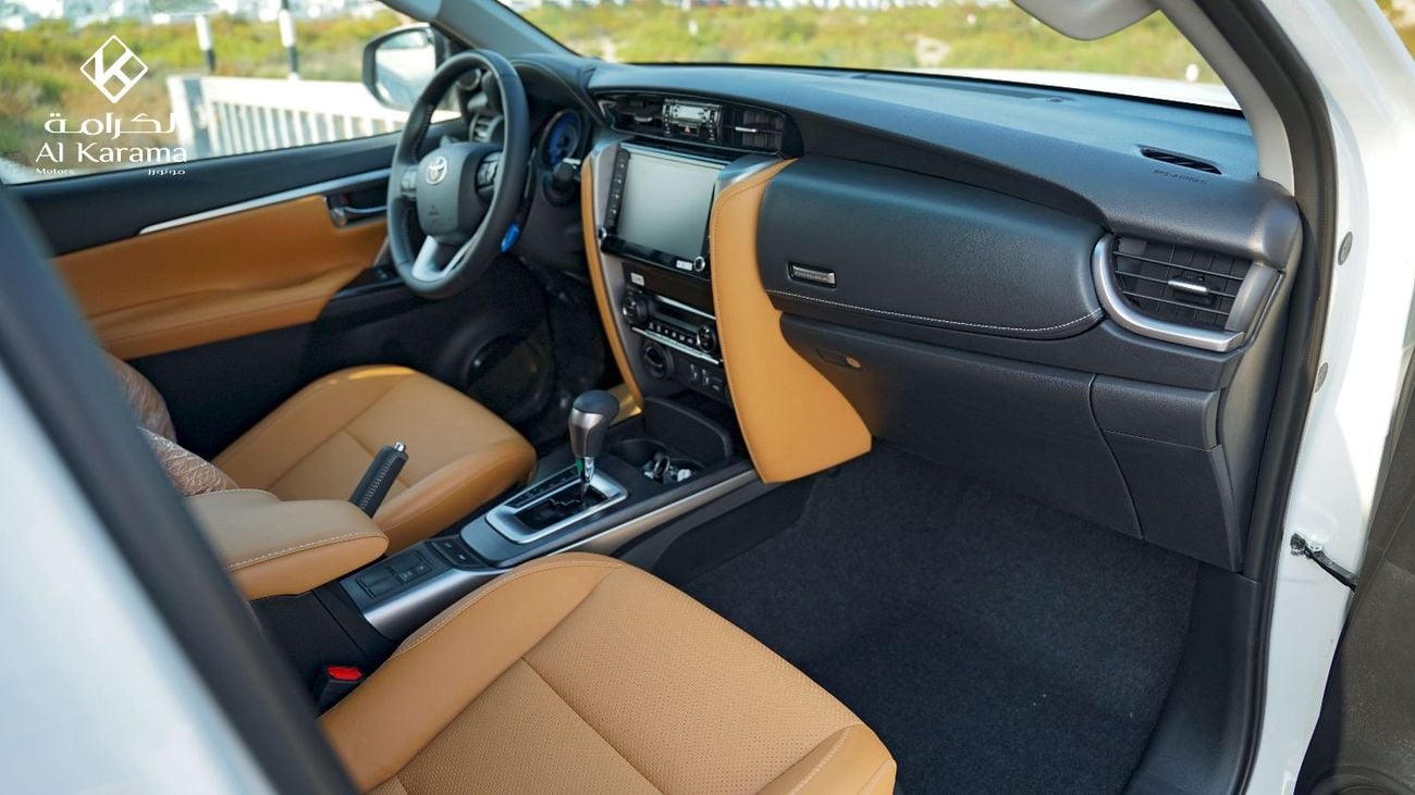 تويوتا فورتونر 4.0L V6 - SR5 - 360 Camera - Diff Lock - Cooling Leather Seats - Cruise Control