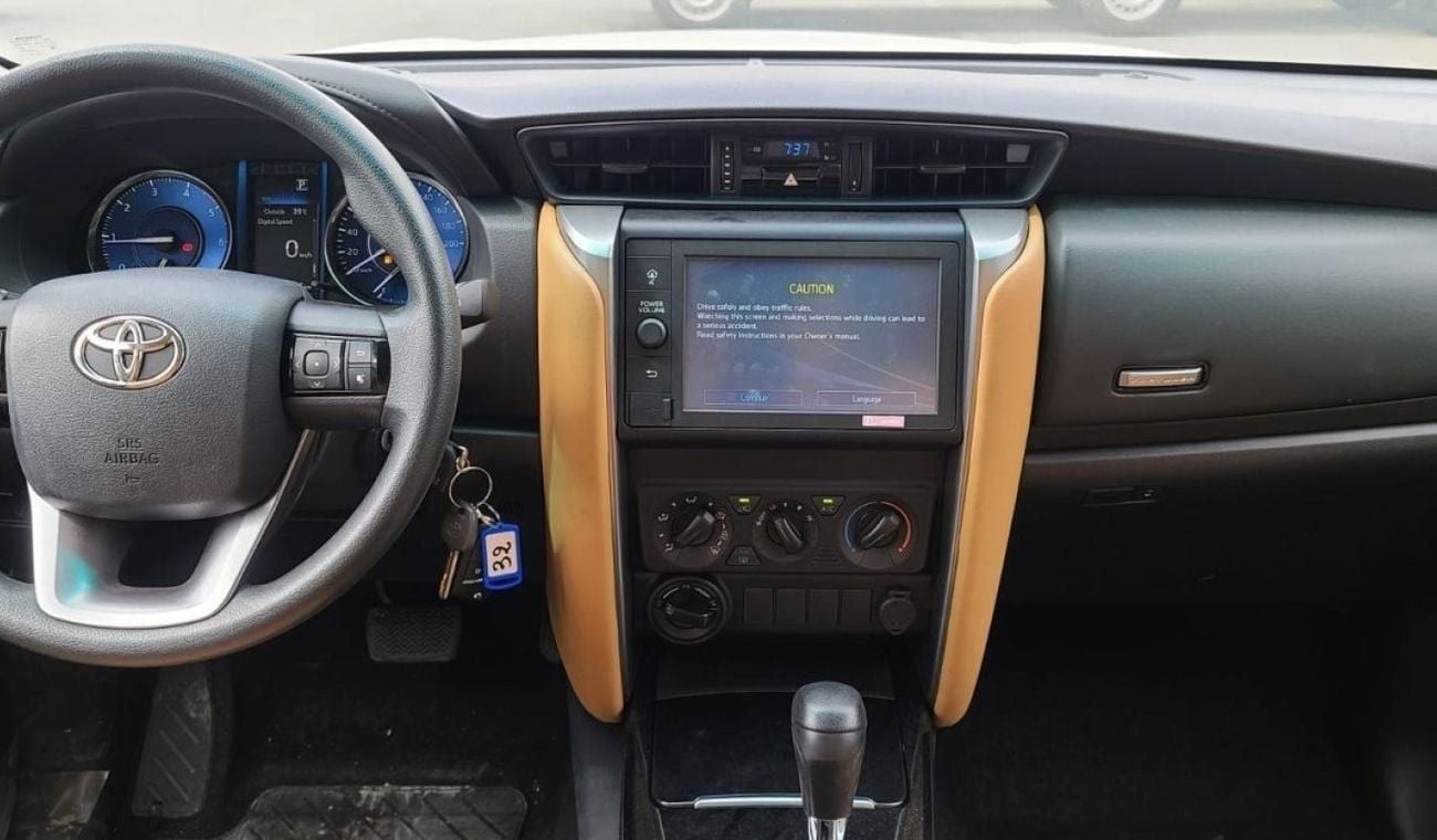 Toyota Fortuner TOYOTA FORTUNER 2.4L DSL AT 2024
